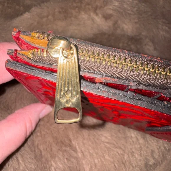 Patricia Nash Red Floral Embossed Wallet - Picture 3 of 7